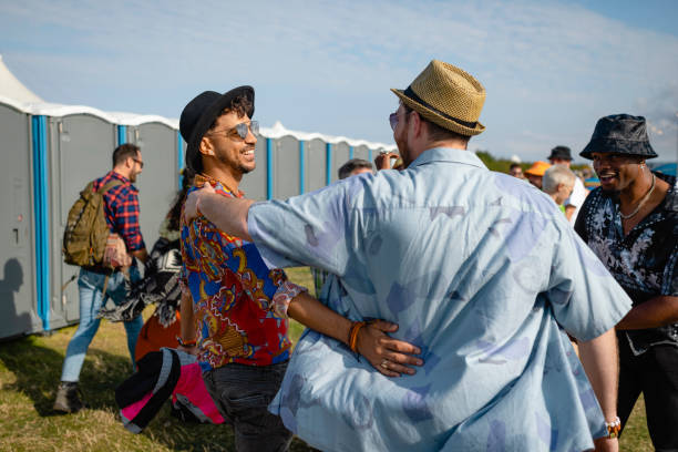 Best Luxury portable toilet rental  in Watervliet, MI